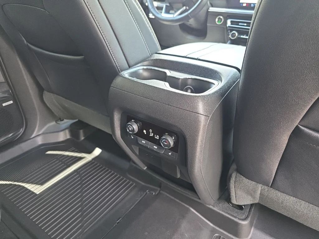 2026 Chevrolet Traverse High Country - Photo 27
