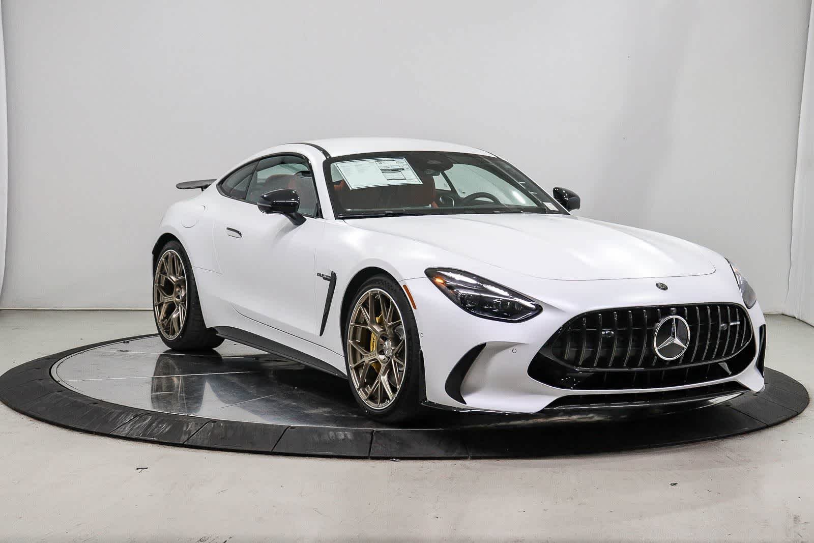 New 2026 MANUFAKTUR opalite white magno Mercedes-Benz AMG® GT 63 image 5