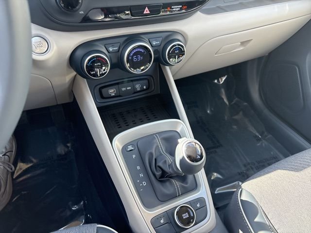 New 2026 Denim w/White Roof Hyundai SEL image 26