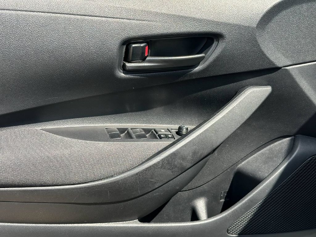 Certified Used 2025 Silver Toyota LE image 16