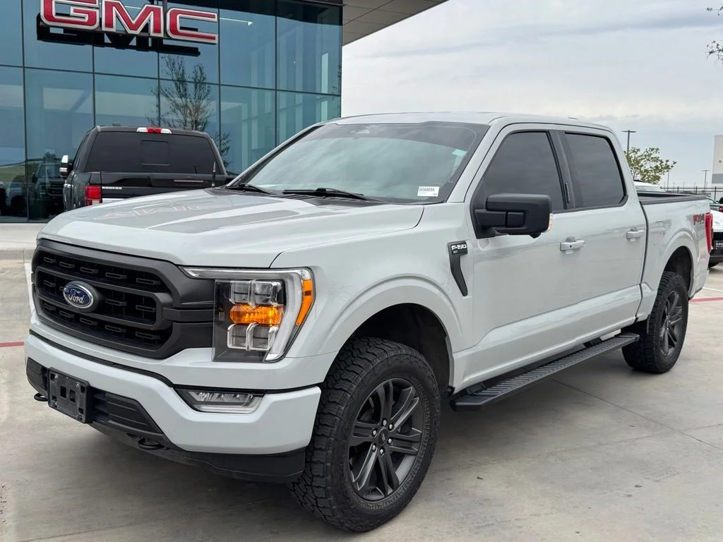 2023 Ford F-150 XLT 4x4 SuperCrew 5-1/2 Box's photo
