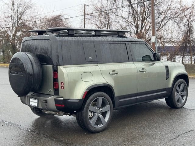 Certified Used 2023 Green Land Rover X-Dynamic SE image 5