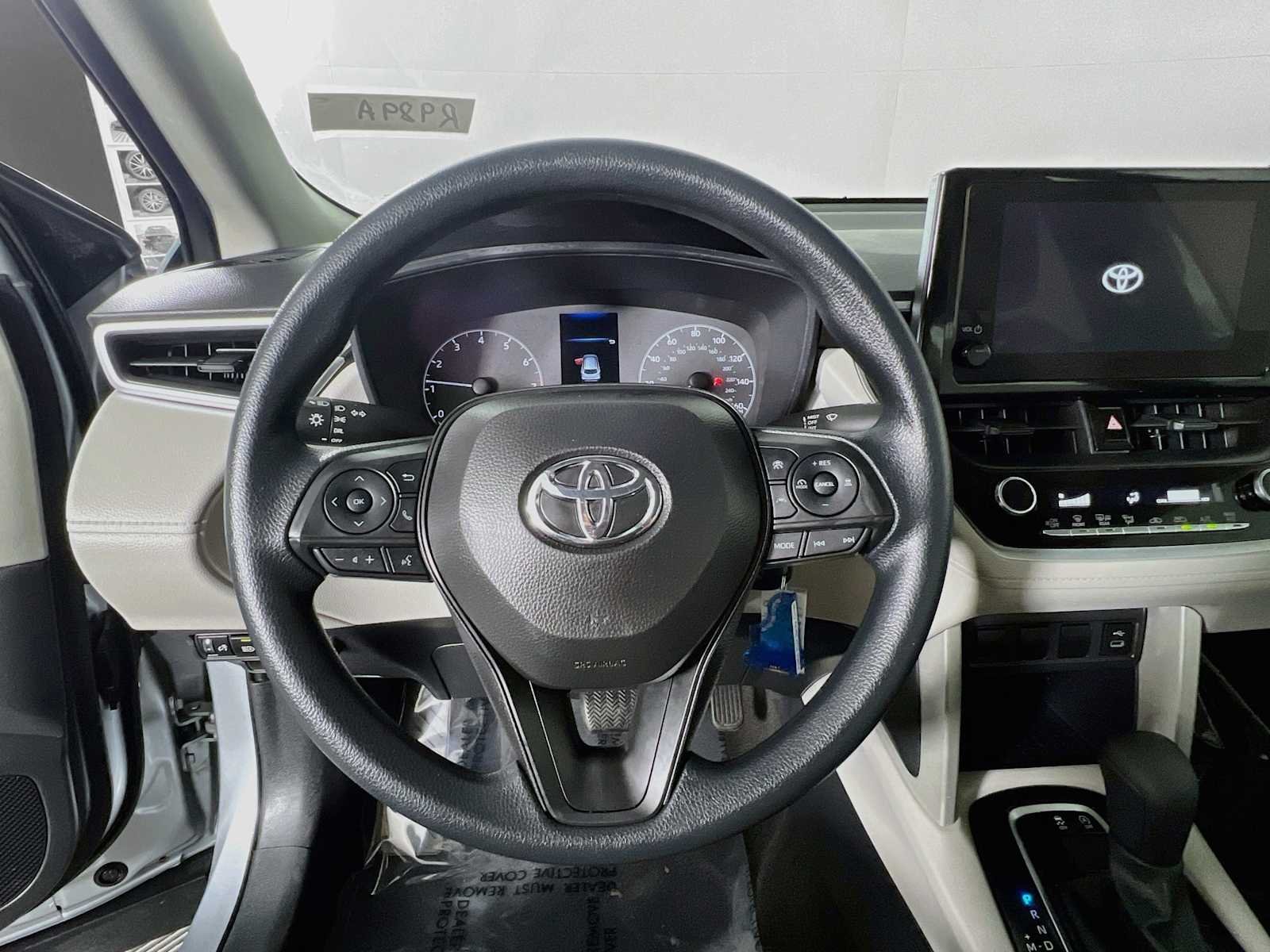 Used 2024 Sonic Silver Toyota L image 11