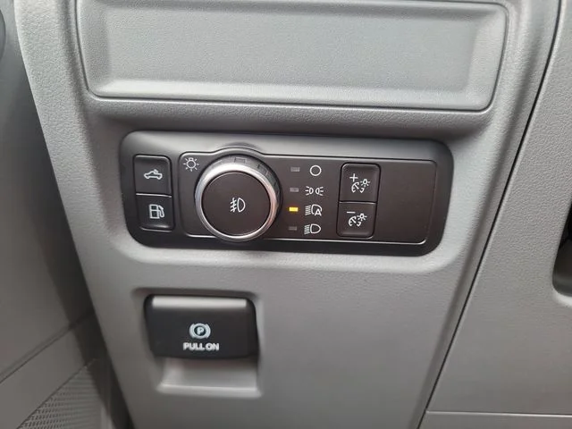 New 2026 Gray Metallic Ford XLT image 28