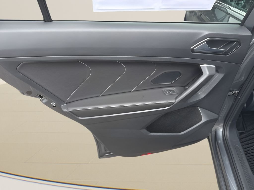 2023 Volkswagen Tiguan SEL R-LINE - Photo 21