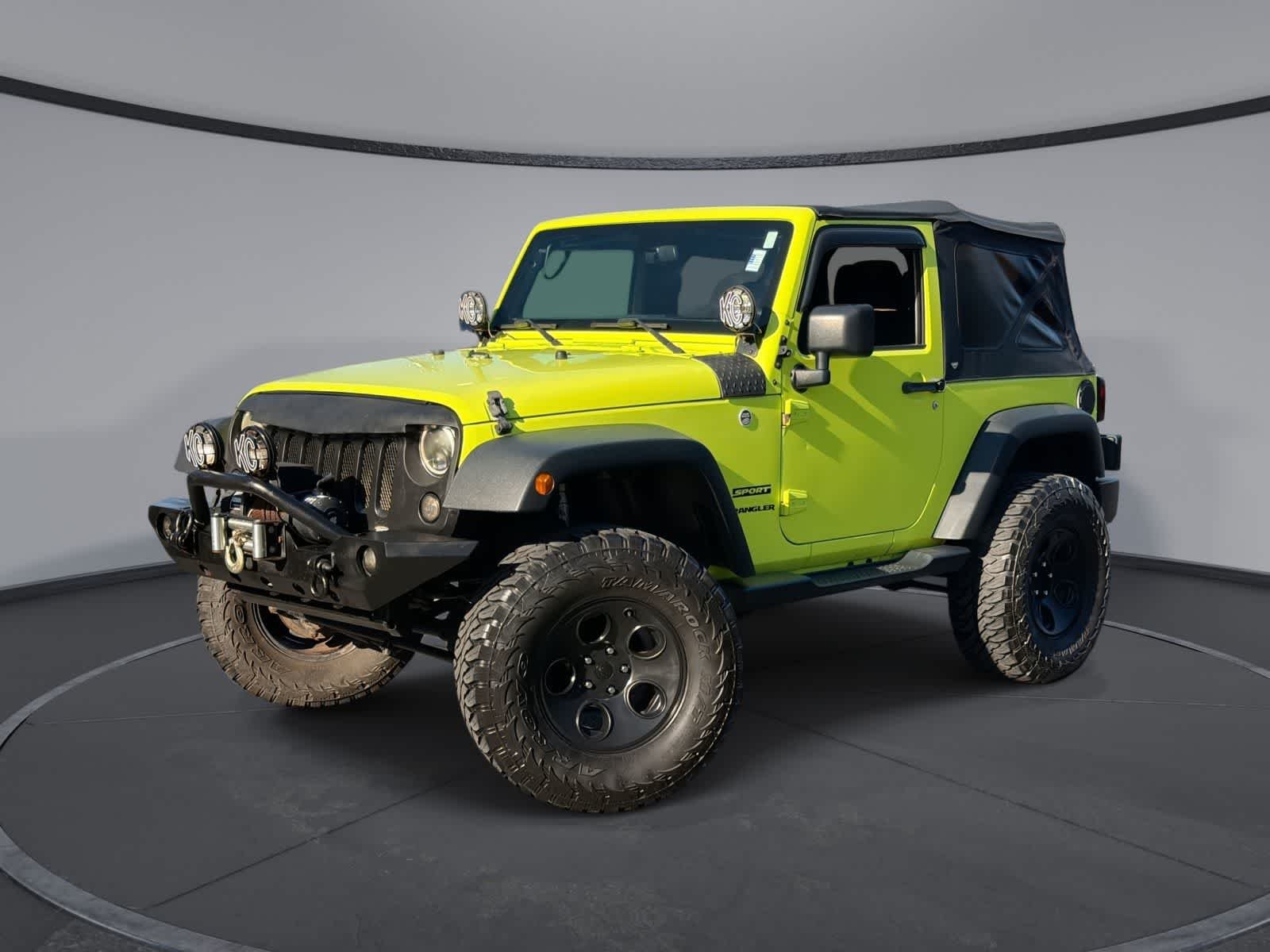Used 2016 Hypergreen Clearcoat Jeep Sport image 1