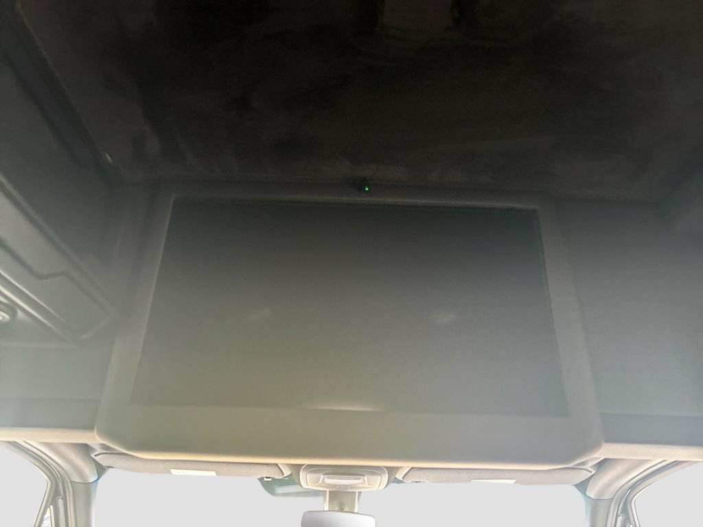 New 2025 Black Mercedes-Benz 15 Passenger Sliding Door image 25