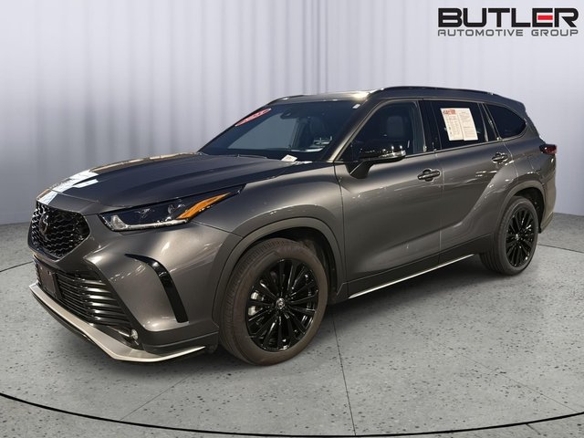 2025 Toyota Highlander XSE