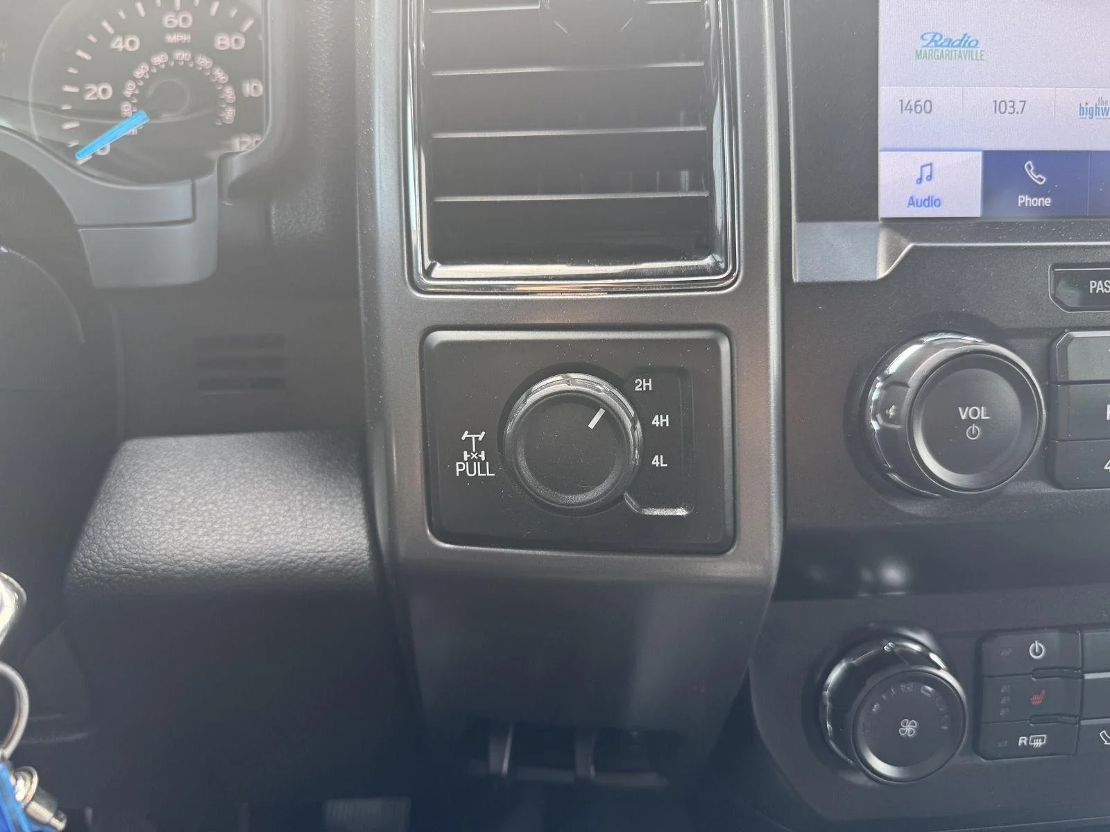 Used 2020 Agate Black Ford XLT image 15