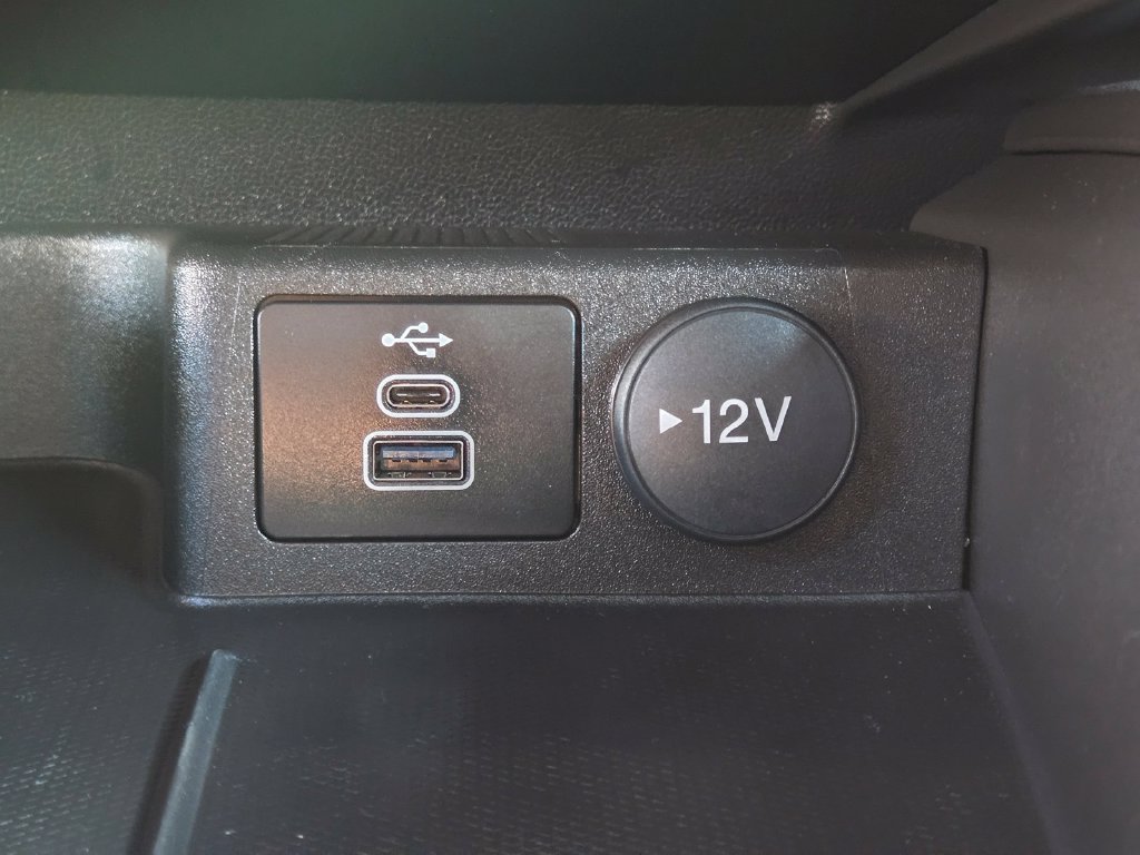 Certified Used 2025 Black Metallic Ford ST-Line image 21