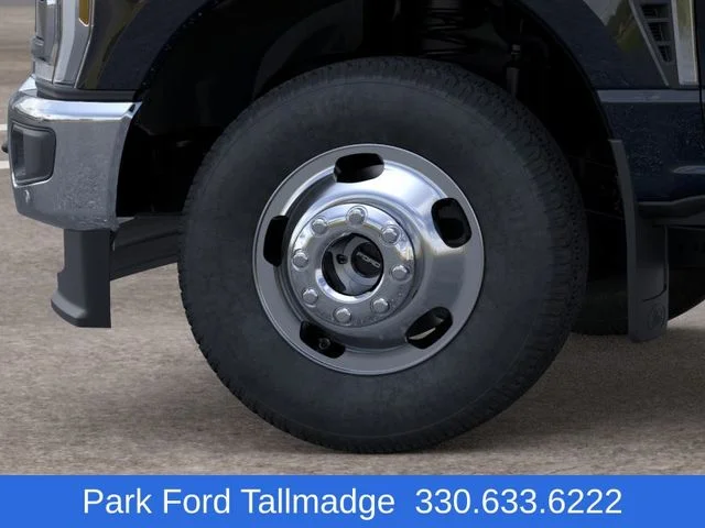 New 2026 Agate Black Metallic Ford Lariat image 19