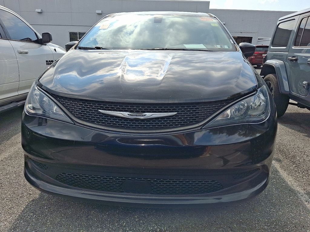 2C4RC1CG7MR590979
