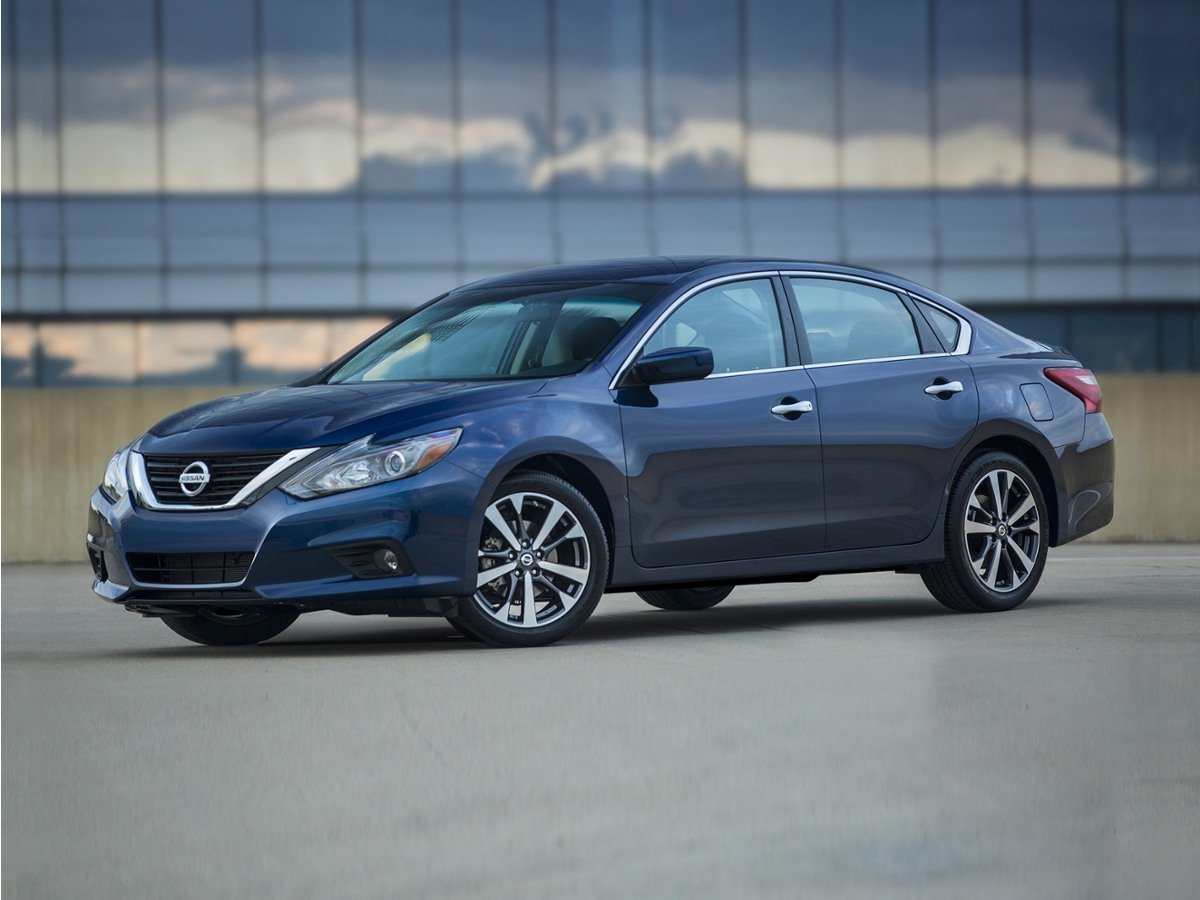 2016 Nissan Altima 3.5 SR FWD photo