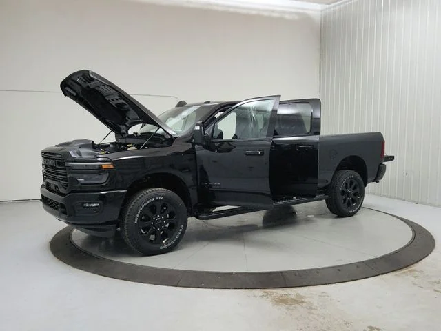 New 2026 Diamond Black Crystal Pearl-Coat Exterior Paint RAM Laramie image 11