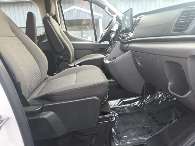 Used 2024 Oxford White Ford XLT image 19