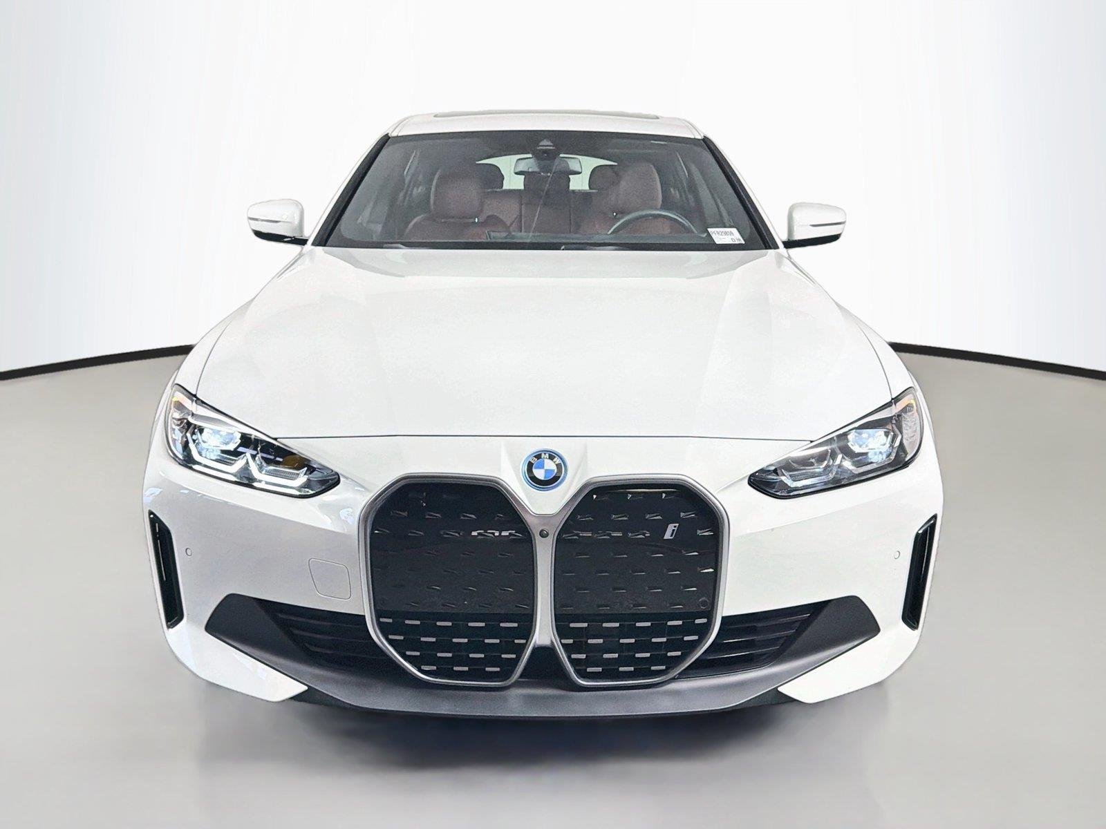 Used 2023 Alpine White BMW eDrive40 image 2