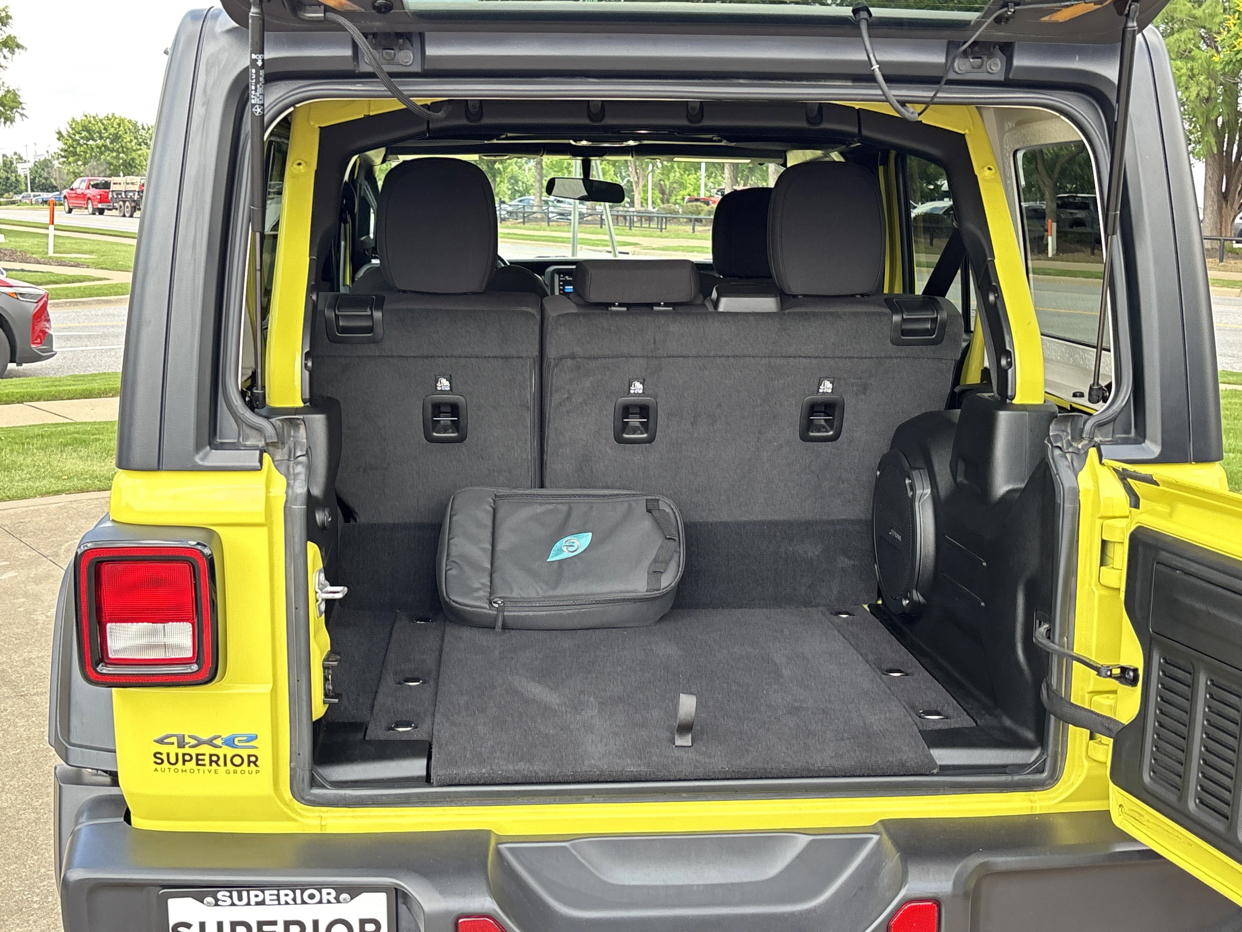 Used 2023 High Velocity Clearcoat Jeep WILLYS 4xe image 6