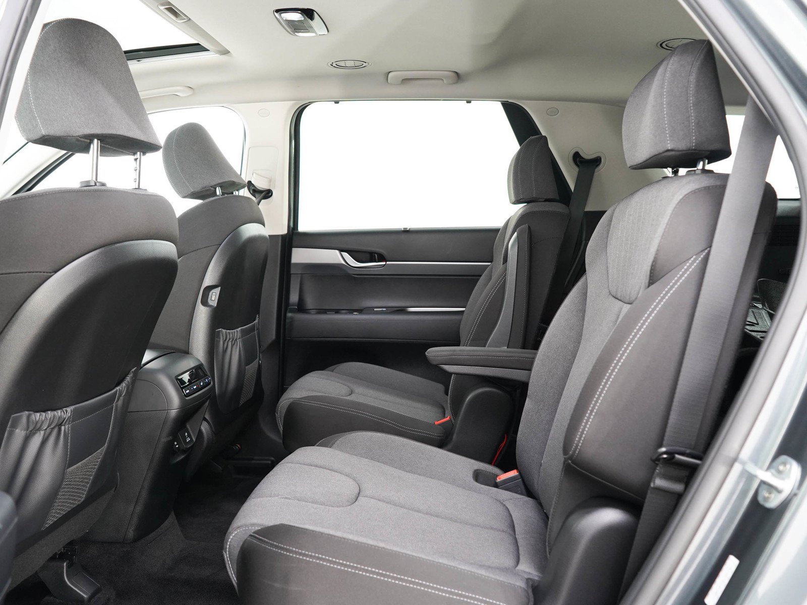 Used 2020 Rainforest Hyundai SEL AWD image 17