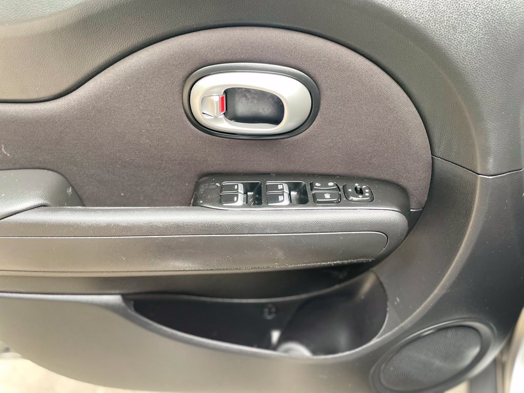 Used 2019 Titanium Gray Kia Plus image 8