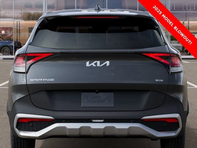 2025 Kia Sportage LX Hybrid - Photo 13