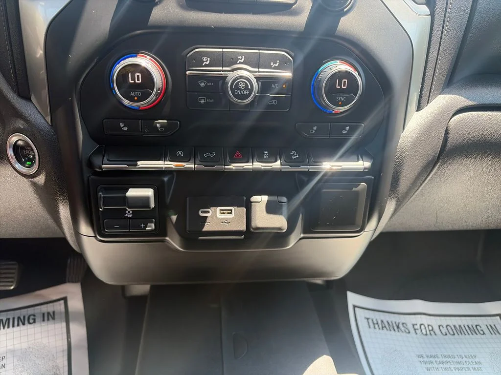 Used 2020 White Chevrolet LT image 18