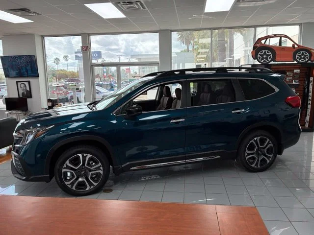 New 2027 DEEPWATER BLUE PEARL Subaru Touring 7-Passenger image 3