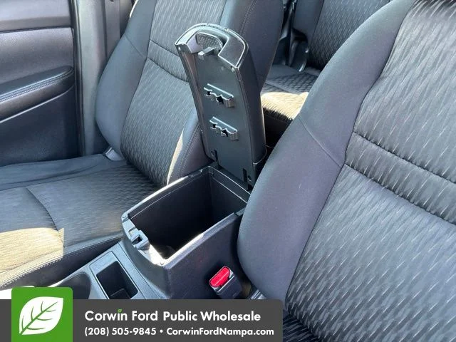 Used 2017 Caspian Blue Nissan  image 23