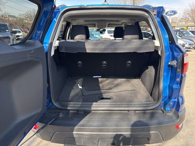 Used 2021 Blue Ford SE image 25