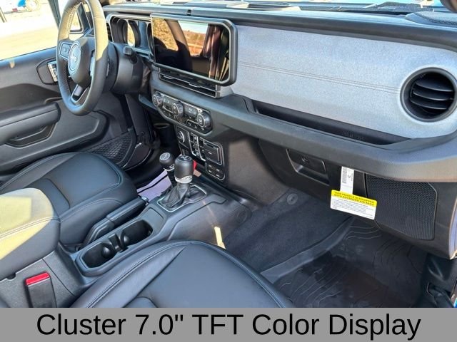 New 2025 Granite Crystal Metallic Clear-Coat Exterior Paint Jeep Sport S image 24