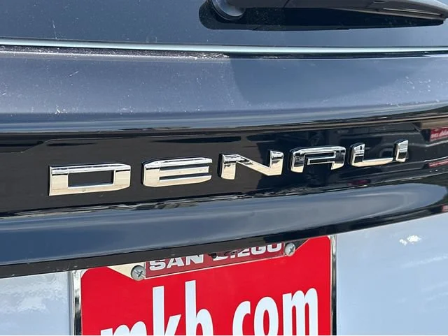 2026 GMC Acadia Denali Ultimate - Photo 15
