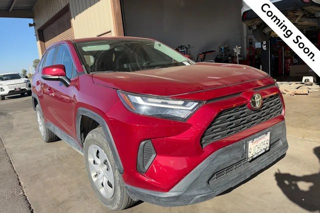 2023 Toyota RAV4 LE