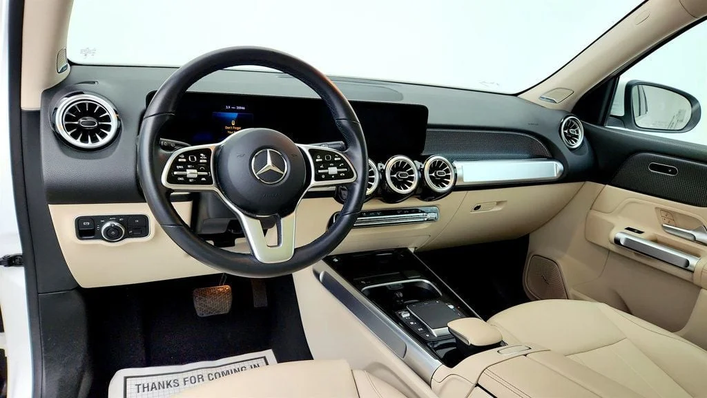 Used 2022 Polar White Mercedes-Benz EQB 300 4MATIC® SUV w/ Pinnacle Pkg & Driver Assistance Pkg Lite image 13