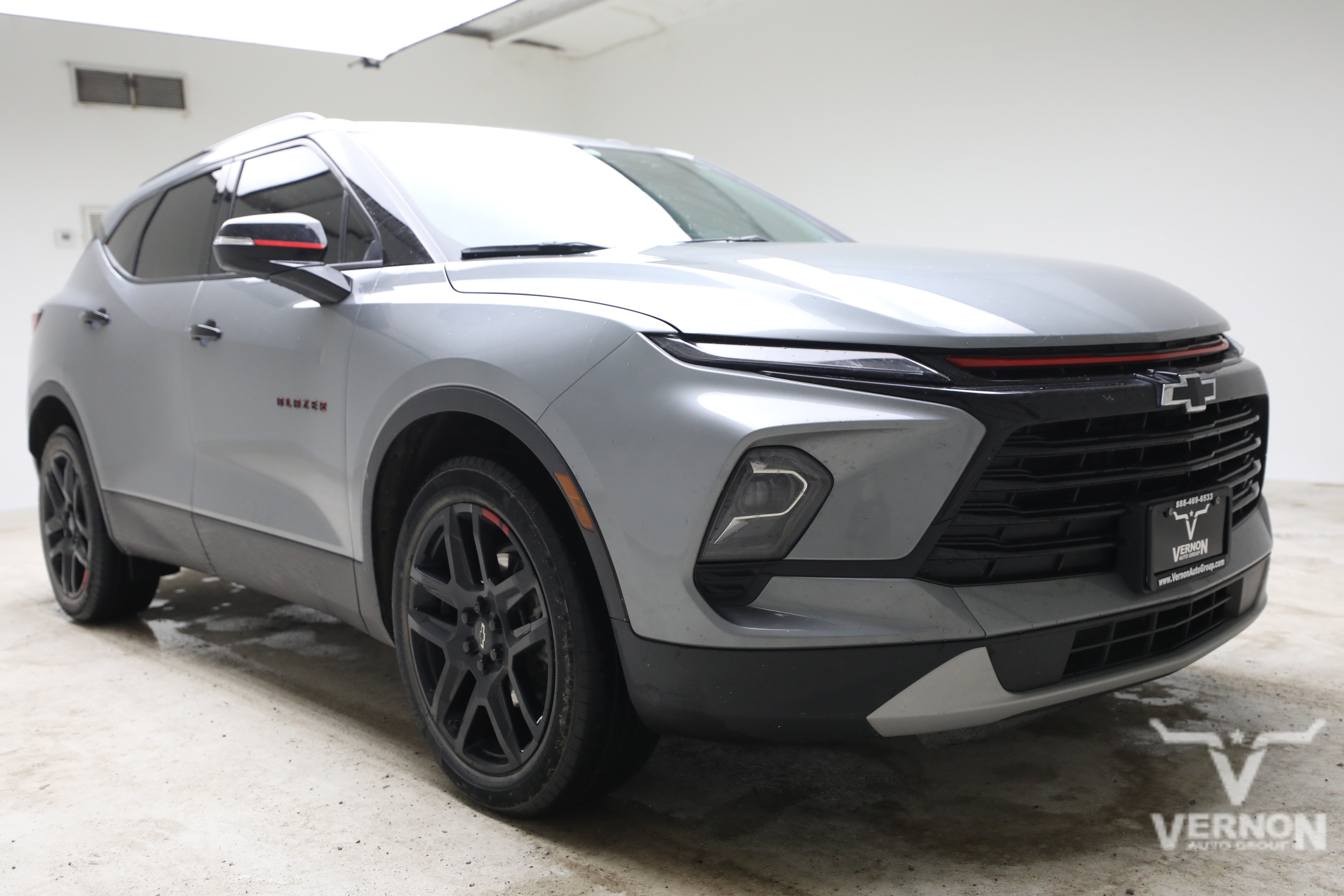 Used 2023 Sterling Gray Metallic Chevrolet Y image 6