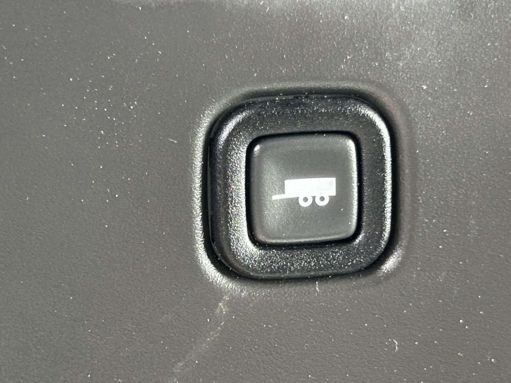 2026 GMC Savana Passenger LT - Photo 27