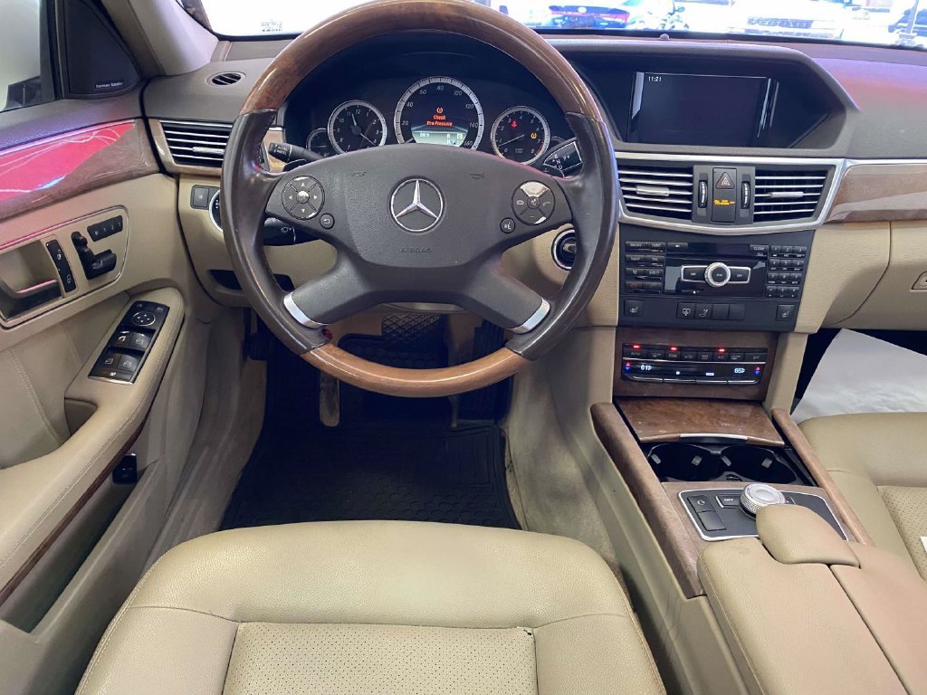 Used 2012  Mercedes-Benz E 350 image 11