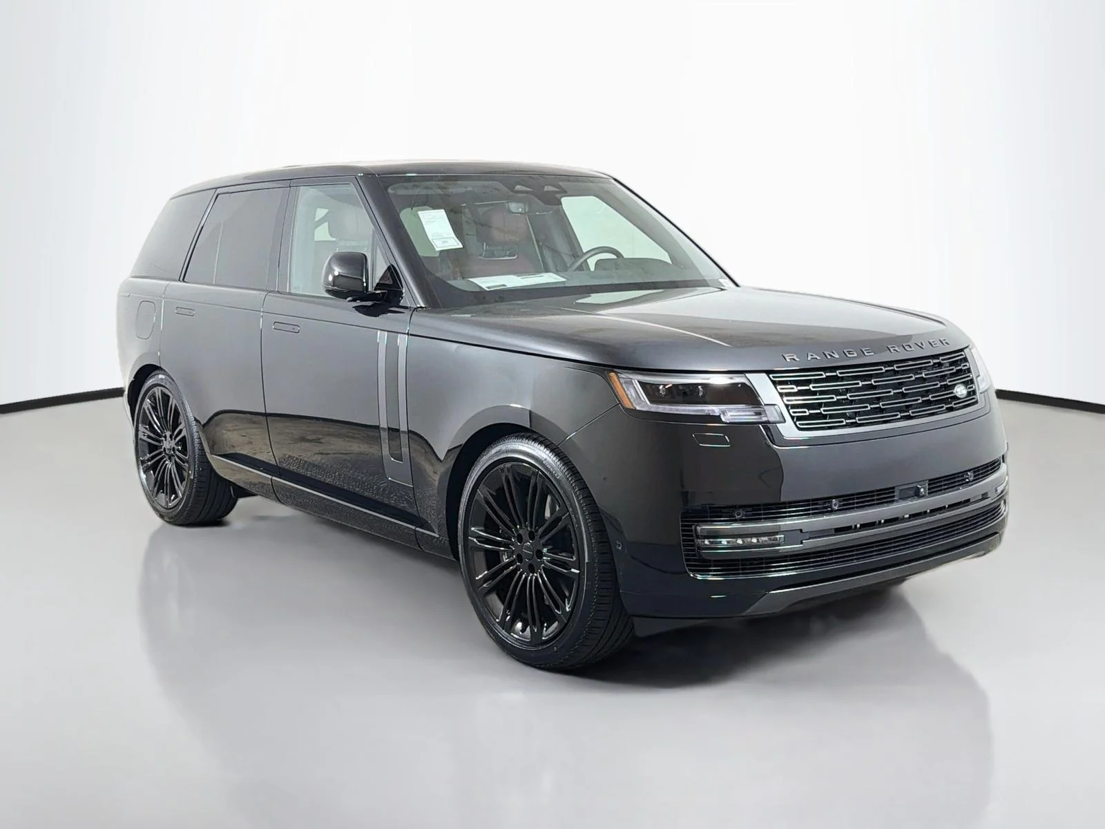 New 2026 Santorini Black Land Rover SE image 7
