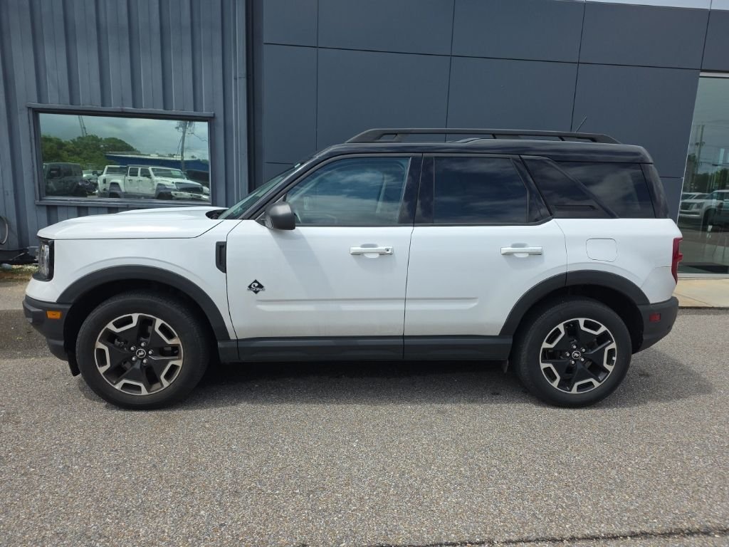 Used 2024 White Ford Outer Banks image 2
