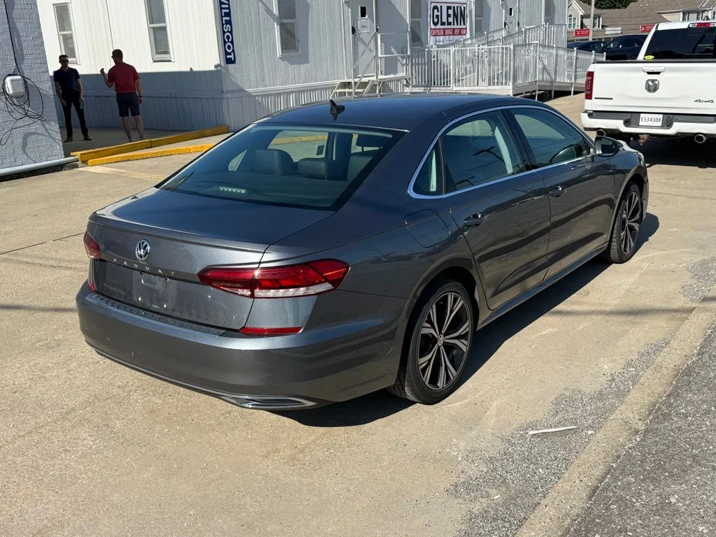 Used 2021 Gray Volkswagen 2.0T SE image 6