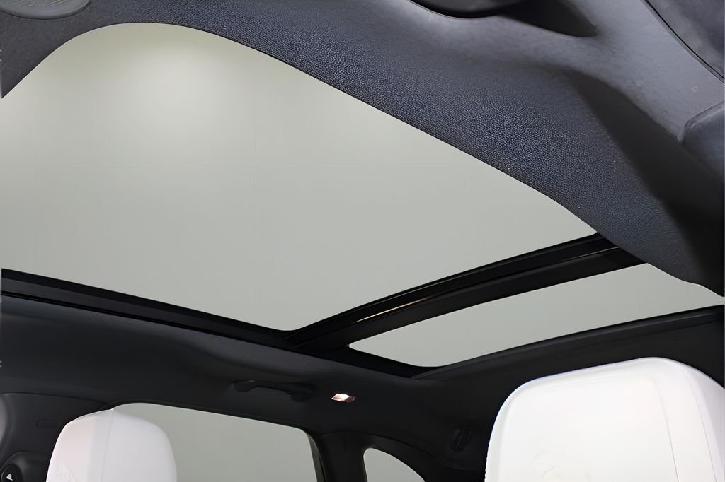 2026 Jaguar F-Pace R-Dynamic S - Photo 27