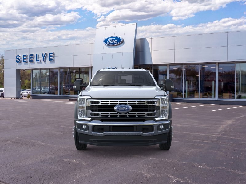 New 2026 Oxford White Ford F-550® XL image 6