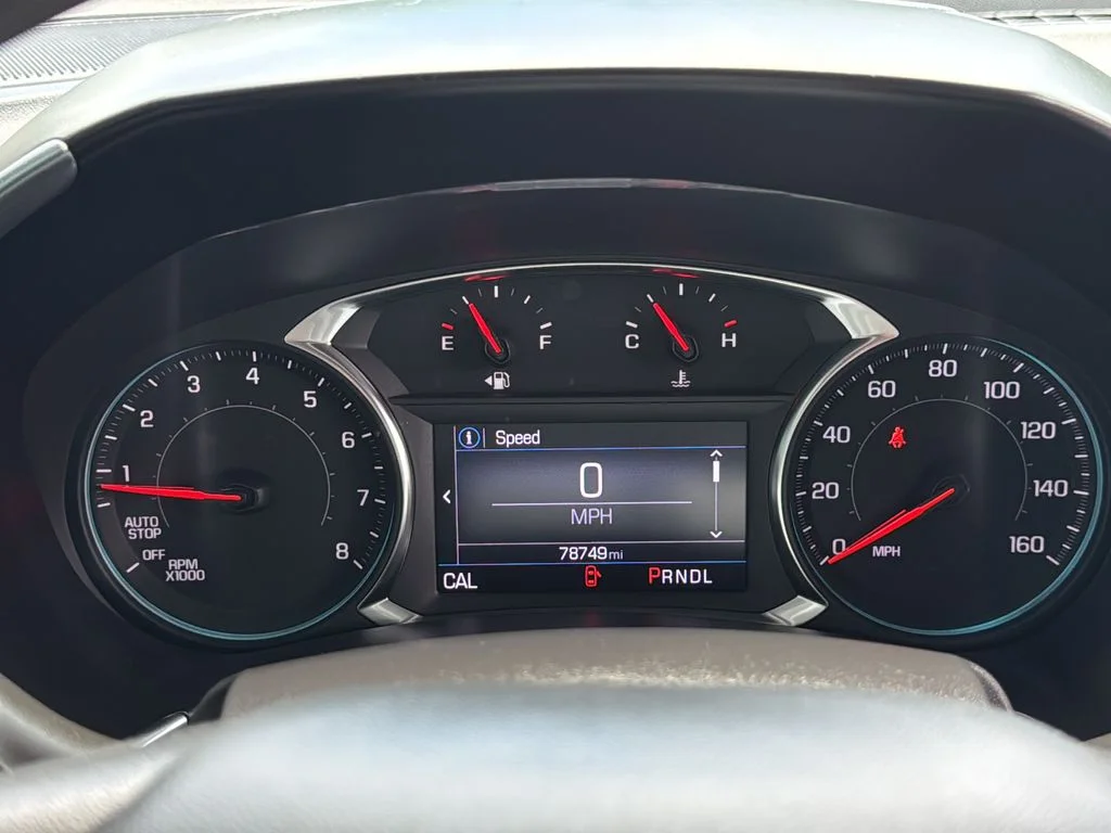 Used 2023 Blue Chevrolet LT image 31