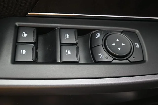 New 2026 Avalanche Ford XLT image 7
