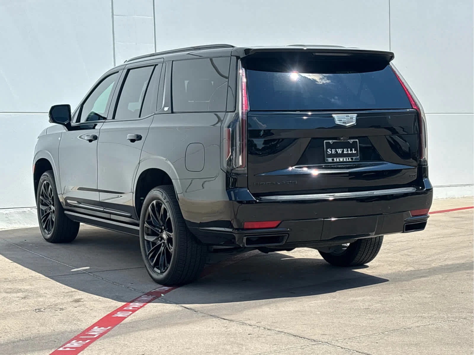 Used 2023 BLACK RAVEN Cadillac 4WD Sport Platinum image 6