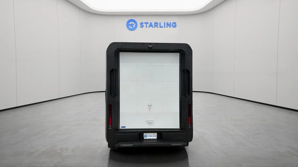 Used 2024 Oyster White BrightDrop EJY image 7