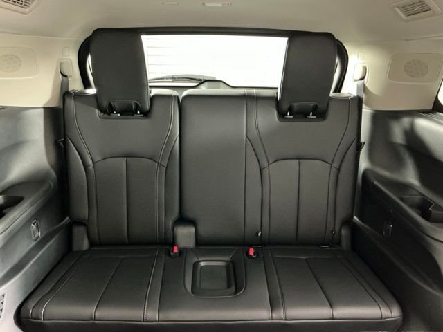 Certified Used 2027 White INFINITI LUXE image 22