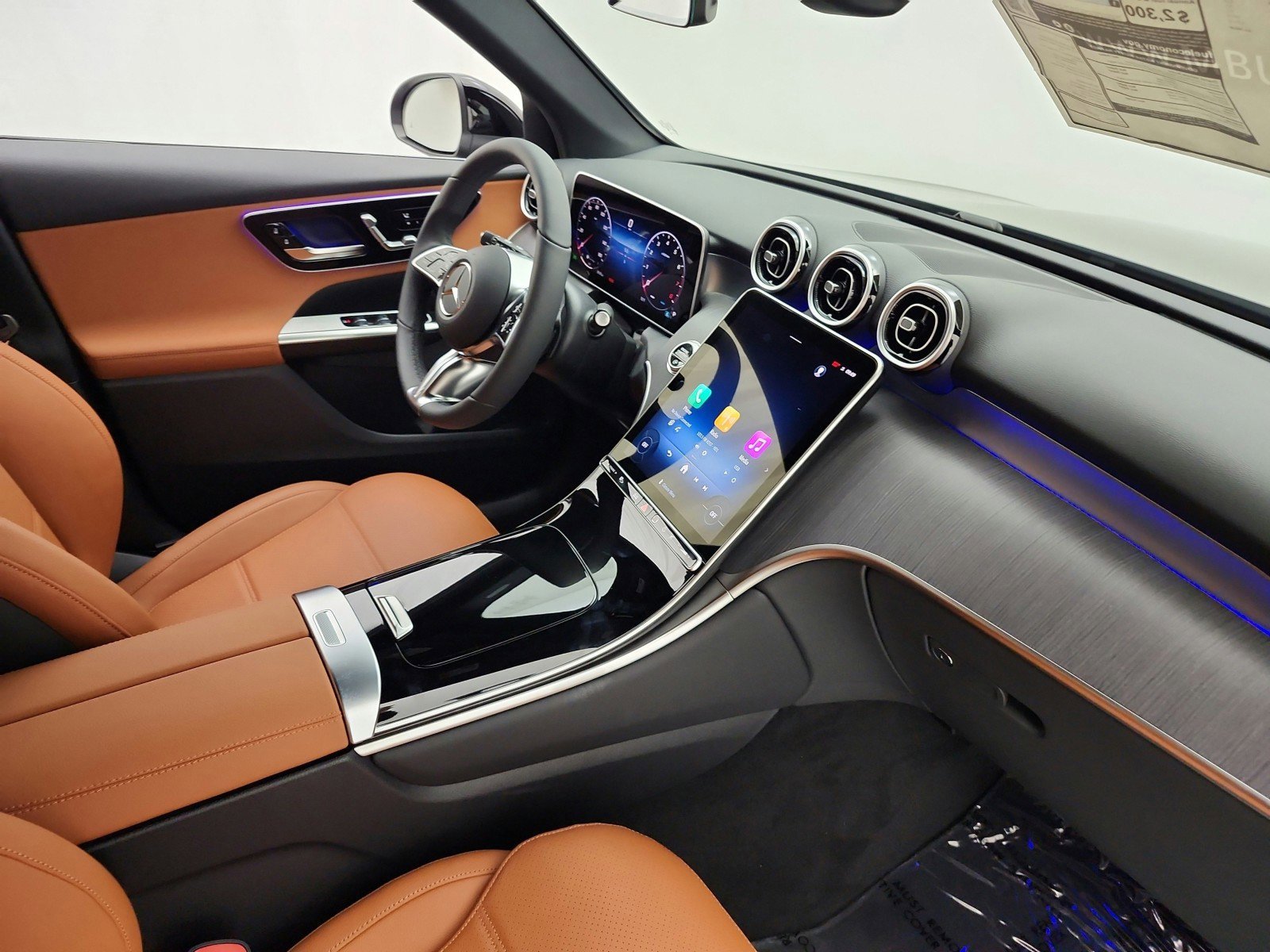 New 2026 Black Mercedes-Benz GLC 300 SUV image 36