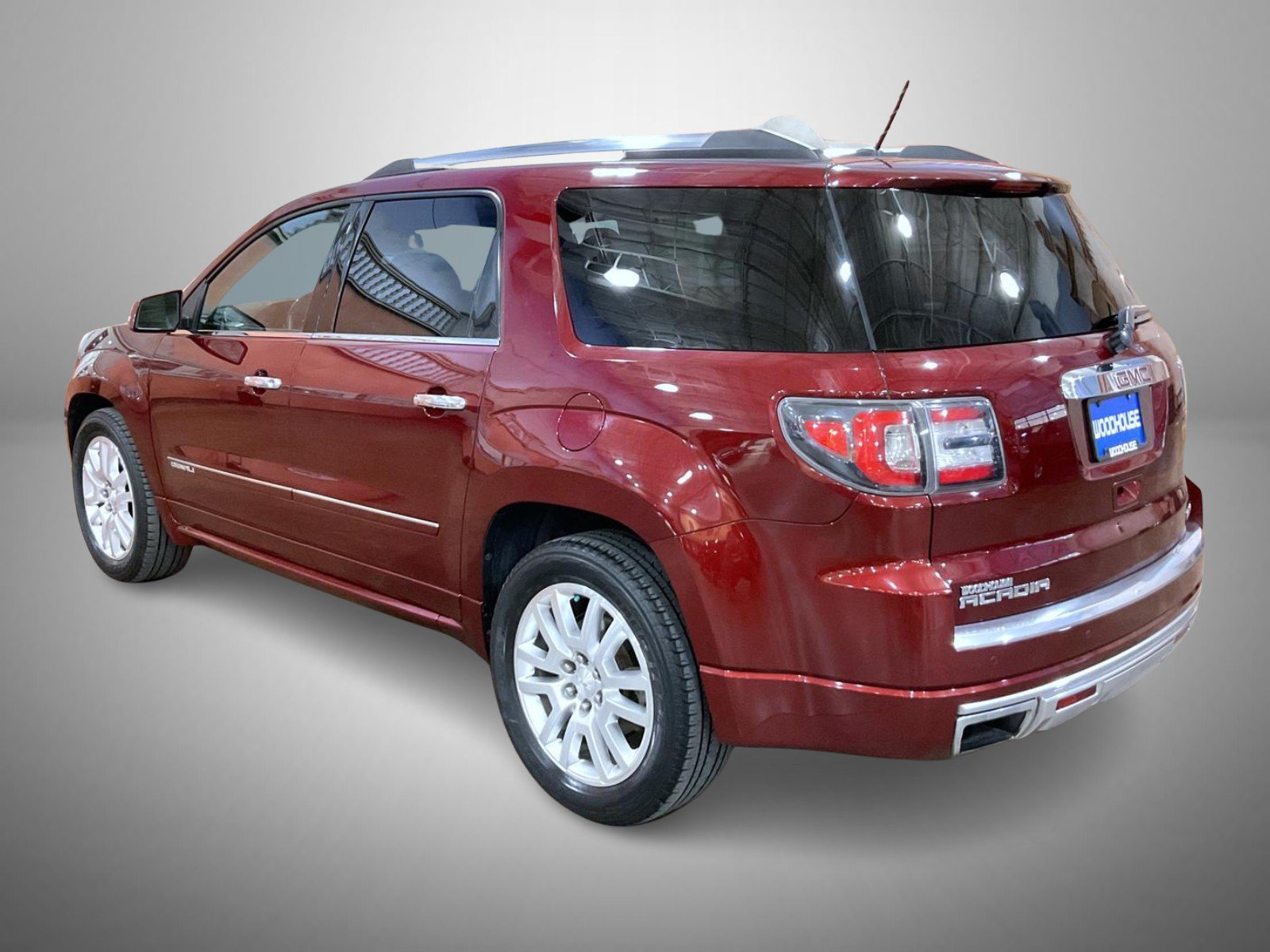 Used 2015 Red GMC Denali image 7