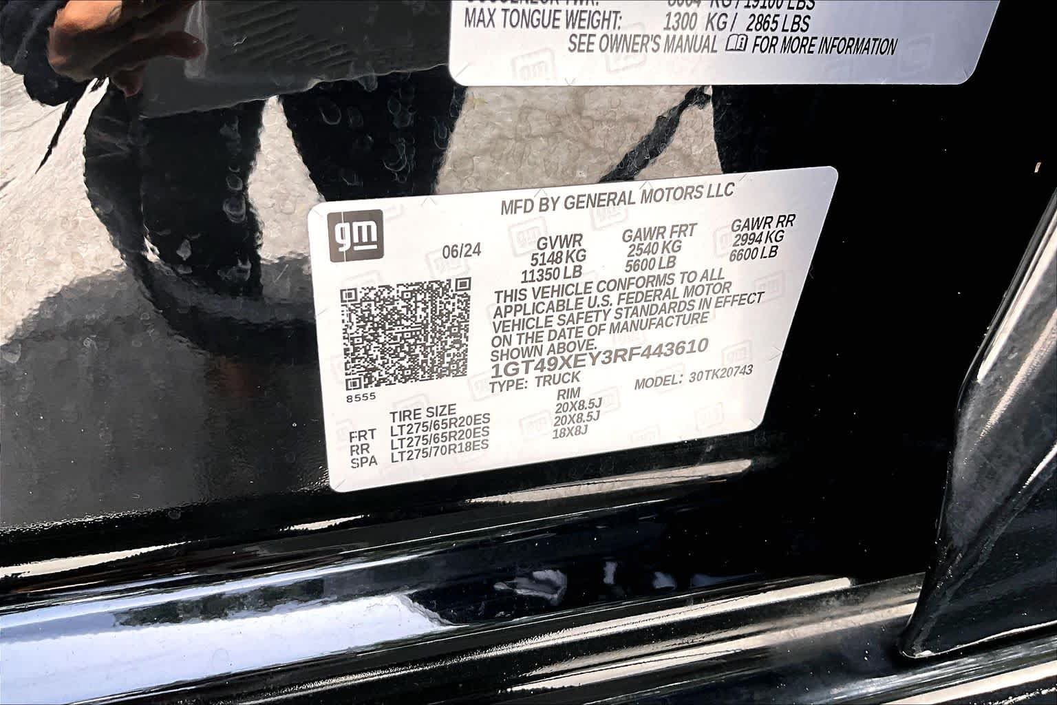 Used 2024 Onyx Black GMC Denali Ultimate image 35