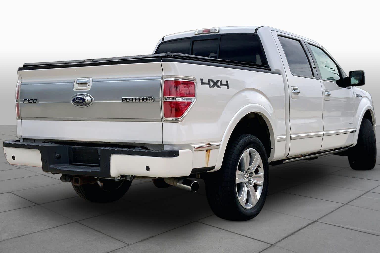 Used 2013 White Platinum Metallic Tri-Coat Ford Platinum image 12