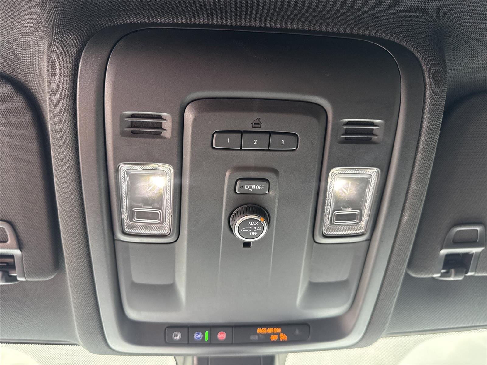 Used 2021 SUMMIT WHITE Chevrolet LT image 30